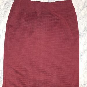 Plus Size 3x Elegant Red / Maroon Pencil Skirt - NWT